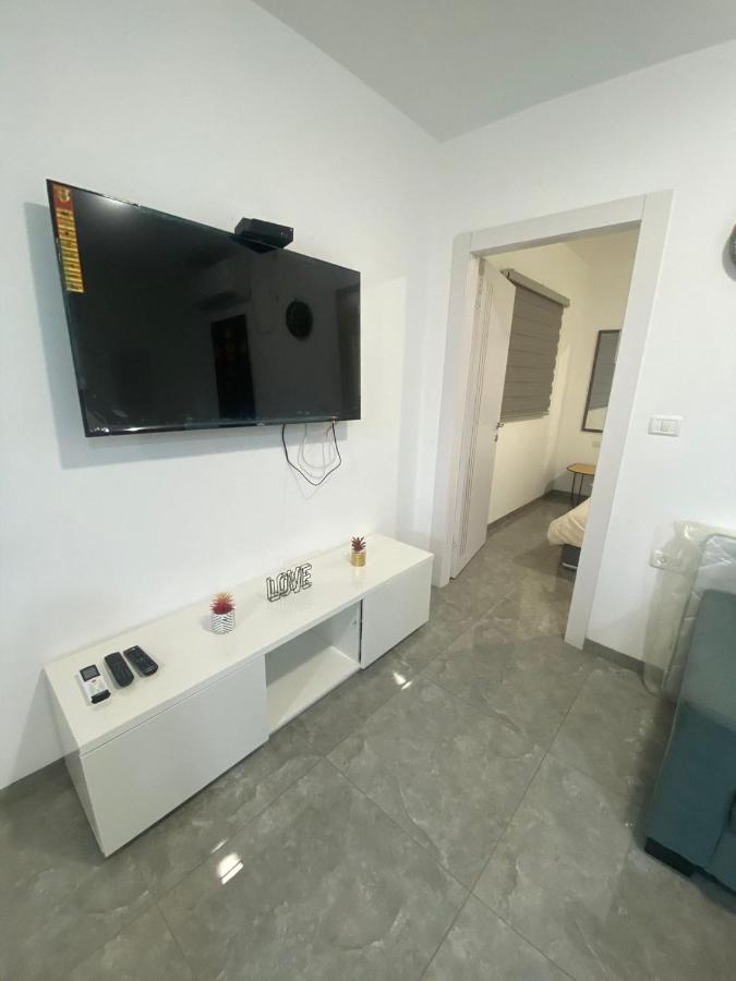 אירוח אריאל Apartamento HaGosherim Exterior foto
