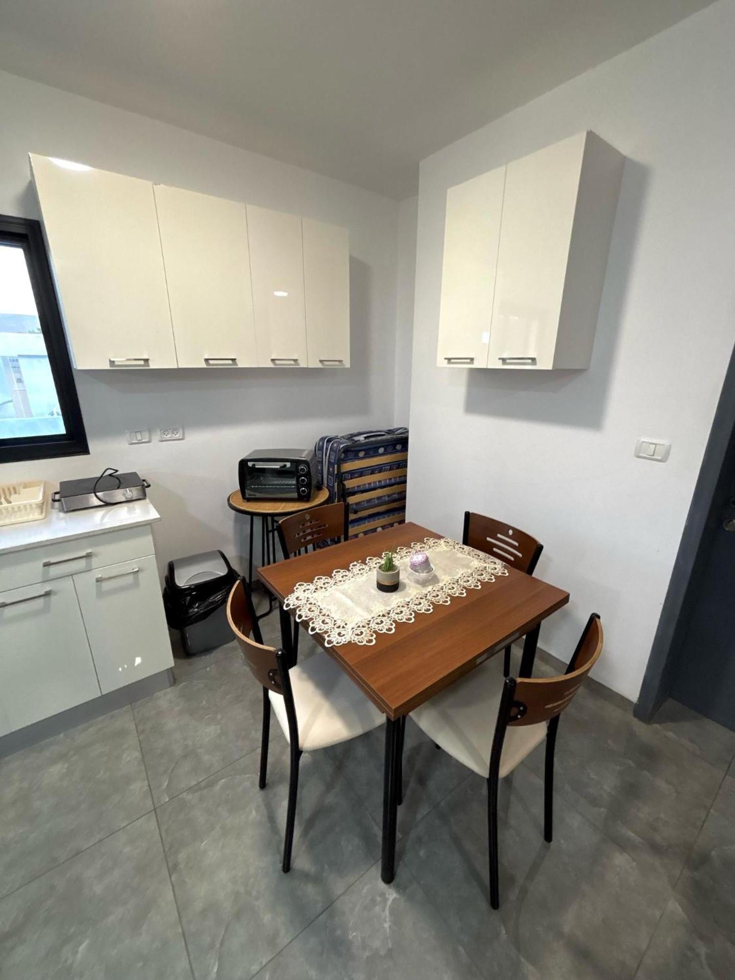 אירוח אריאל Apartamento HaGosherim Exterior foto