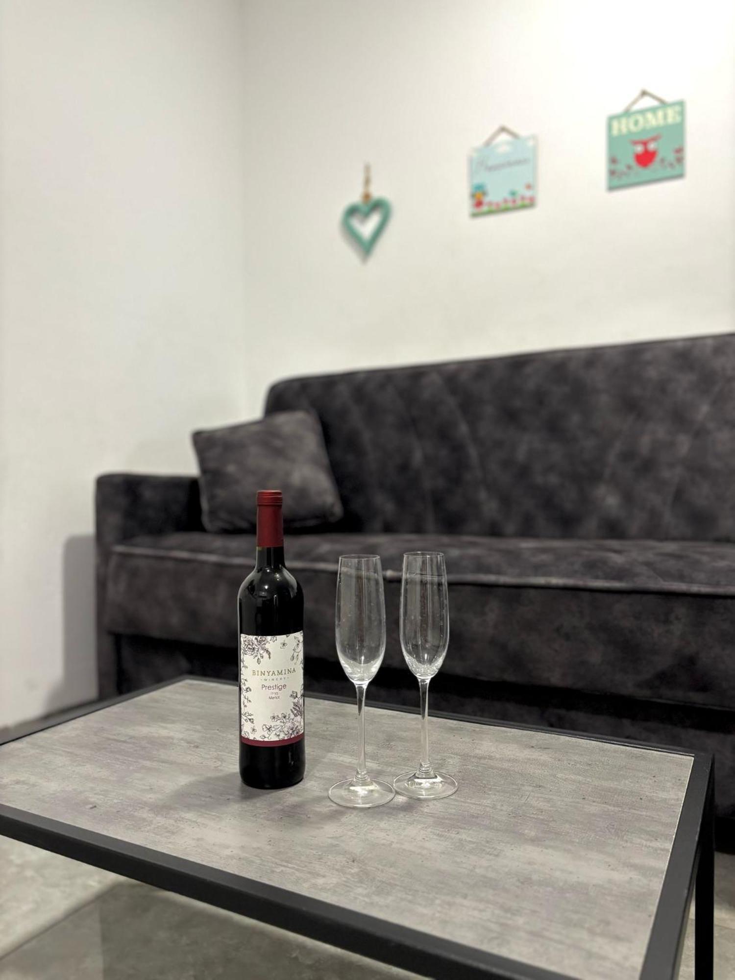 אירוח אריאל Apartamento HaGosherim Exterior foto