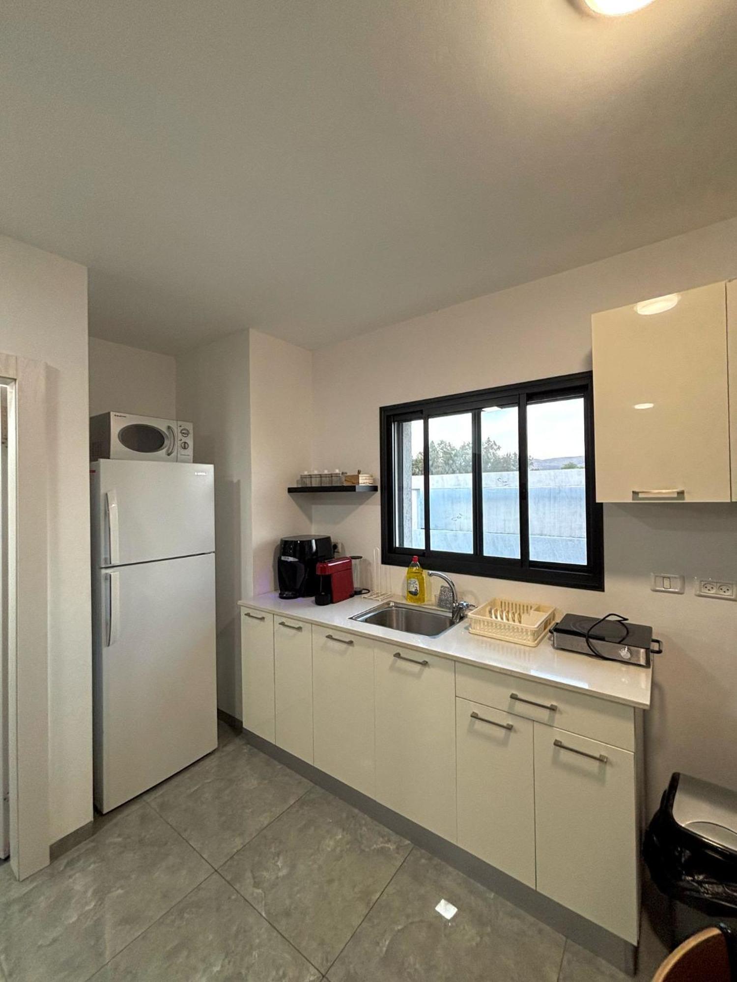 אירוח אריאל Apartamento HaGosherim Exterior foto